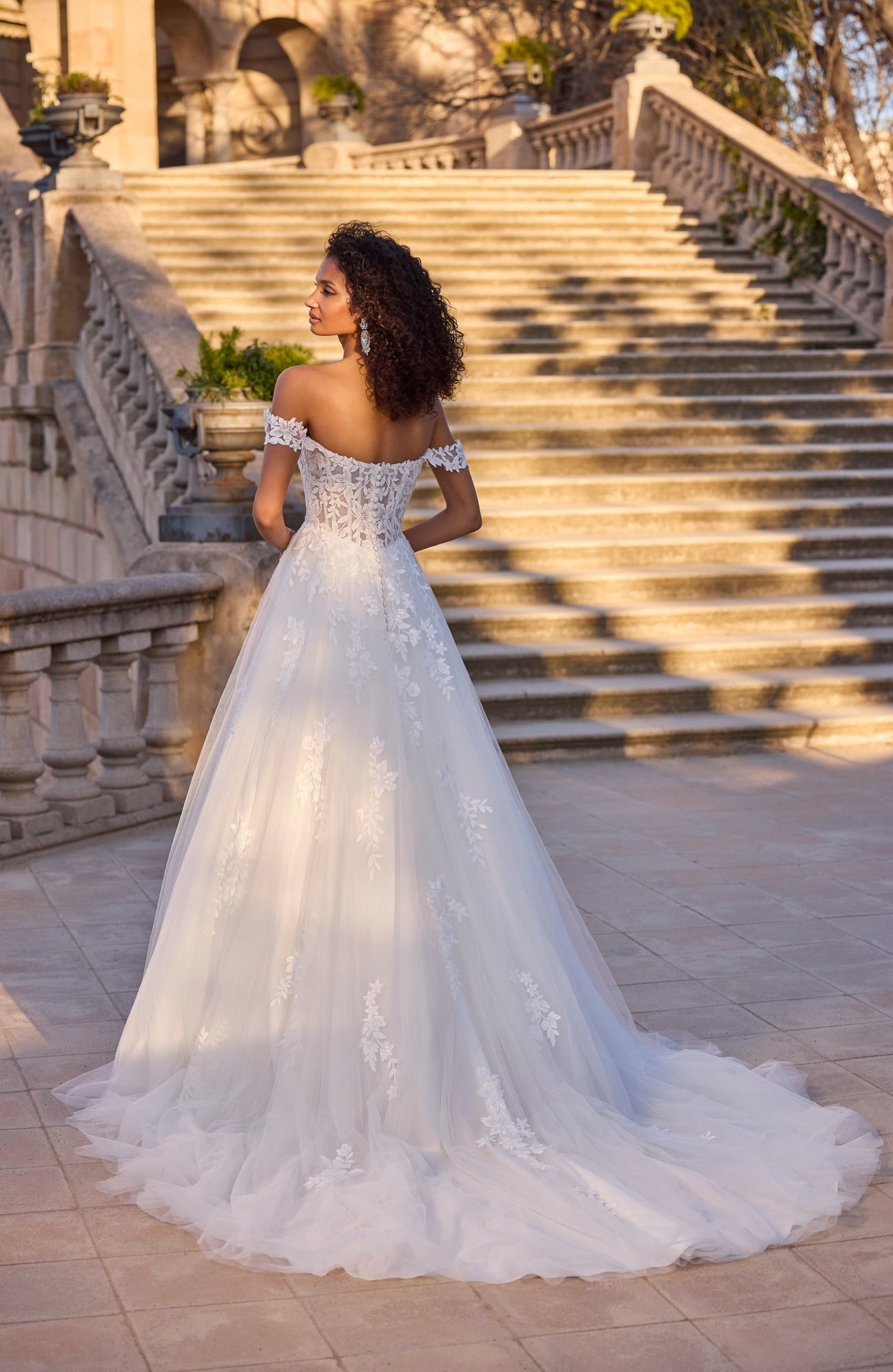 Veni Infantino Hyselle Wedding Dress
Style 63167